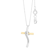 Carica l'immagine nel visualizzatore di Gallery, collana con croce in oro bianco e giallo con incastonati diamanti bianchi