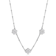 Carica l'immagine nel visualizzatore di Gallery, Collana con tre fiori e pietre applicate su di essi in acciaio color argento di sagapo