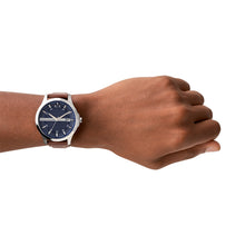 Carica l'immagine nel visualizzatore di Gallery, ARMANI EXCHANGE AX2133 Hampton Orologio Uomo in Pelle Marrone