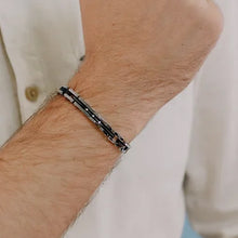 Carica l'immagine nel visualizzatore di Gallery, COMETE Uomo Acciaio UBR 1037 Bracciale Bicolore Nero, Argento e Zirconi - Zip