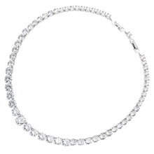 Carica l&#39;immagine nel visualizzatore di Gallery, Girocollo Tennis a scalare rodiato con cristalli di cubic zirconia bianchi
