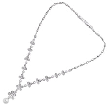 Carica l&#39;immagine nel visualizzatore di Gallery, Collana a Y con cristalli di cubic zirconia bianchi e perla pendente con metallo color argento
