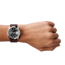 Carica l&#39;immagine nel visualizzatore di Gallery, DIESEL DZ1206 Master Chief Orologio Uomo in Pelle Marrone
