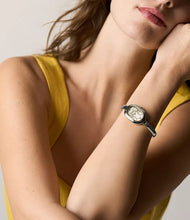 Carica l'immagine nel visualizzatore di Gallery, FOSSIL ES5455 Orologio donna con Bracciale rigido in acciaio Sloan
