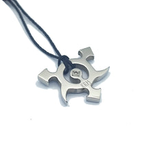Carica l&#39;immagine nel visualizzatore di Gallery, KRIS Collana con Pendente Stella Ninja in Acciaio Diamante e Cotone Cerato HSMMDD25
