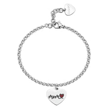 Carica l'immagine nel visualizzatore di Gallery, bracciale a catena in acciaio lucido con pendente a forma di cuore con inciso "mom"
