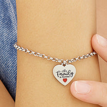 Carica l'immagine nel visualizzatore di Gallery, Bracciale S'AGAPò con pendente a forma di Cuore con dedica 'Family is forever - Famiglia. Dove il cuore trova casa' SBY037
