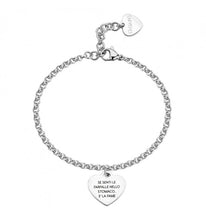 Carica l'immagine nel visualizzatore di Gallery, Bracciale in acciaio lucido di S'AGAPò con pendente a forma di Cuore con frase "Se senti le farfalle nello stomaco è la fame"
