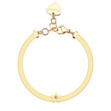 Carica l'immagine nel visualizzatore di Gallery, Bracciale a maglia Snake piatta con stella con cristallo In acciaio color oro giallo
