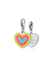 Carica l'immagine nel visualizzatore di Gallery, Charm a forma di cuore in acciaio lucido 
con smalto colorato con scritta Summer love sul retro
