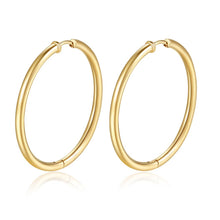 Carica l'immagine nel visualizzatore di Gallery, orecchini a cerchio in acciaio dorato formato grande 
