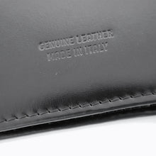 Carica l'immagine nel visualizzatore di Gallery, Copertura per Agenda (Notebook Cover) in pelle di vitello nera, Cesare Paciotti Jewels
