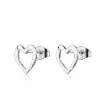 Carica l'immagine nel visualizzatore di Gallery, orecchini a lobo a forma di sagoma di Cuore dal design fluido in acciaio lucido
