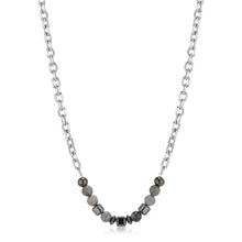 Carica l'immagine nel visualizzatore di Gallery, Collana a catena da uomo in acciaio lucido color argento ed elementi centrali in ematite ed agata colorata 

