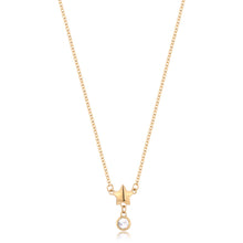 Carica l&#39;immagine nel visualizzatore di Gallery, Collana sottile da donna con stella entrale e come pendente un punto luce di cristallo bianco in acciaio placcato oro
