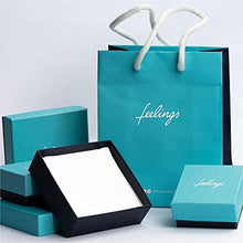 Carica l&#39;immagine nel visualizzatore di Gallery, FEELINGS Jewels Orecchini FE13AOL in acciaio a forma di cuore COMPLIMENTI DOTTORESSA
