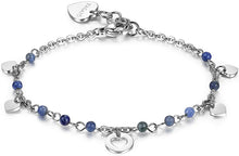 Carica l&#39;immagine nel visualizzatore di Gallery, SHT32 Bracciale Sagapo HAITI in acciaio con pendenti a forma di cuoricino e sfere in sodalite
