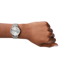 Carica l&#39;immagine nel visualizzatore di Gallery, ARMANI EXCHANGE AX5535 Lola Orologio Donna in Acciaio Color Argento
