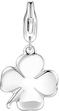 Carica l'immagine nel visualizzatore di Gallery, Charm a forma di quadrifoglio in acciaio lucido color argento ingrandito
